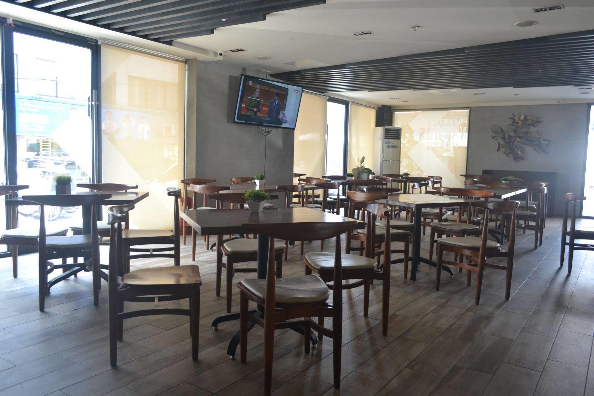 Grace Crown Hotel 앙헬레스 외부 사진