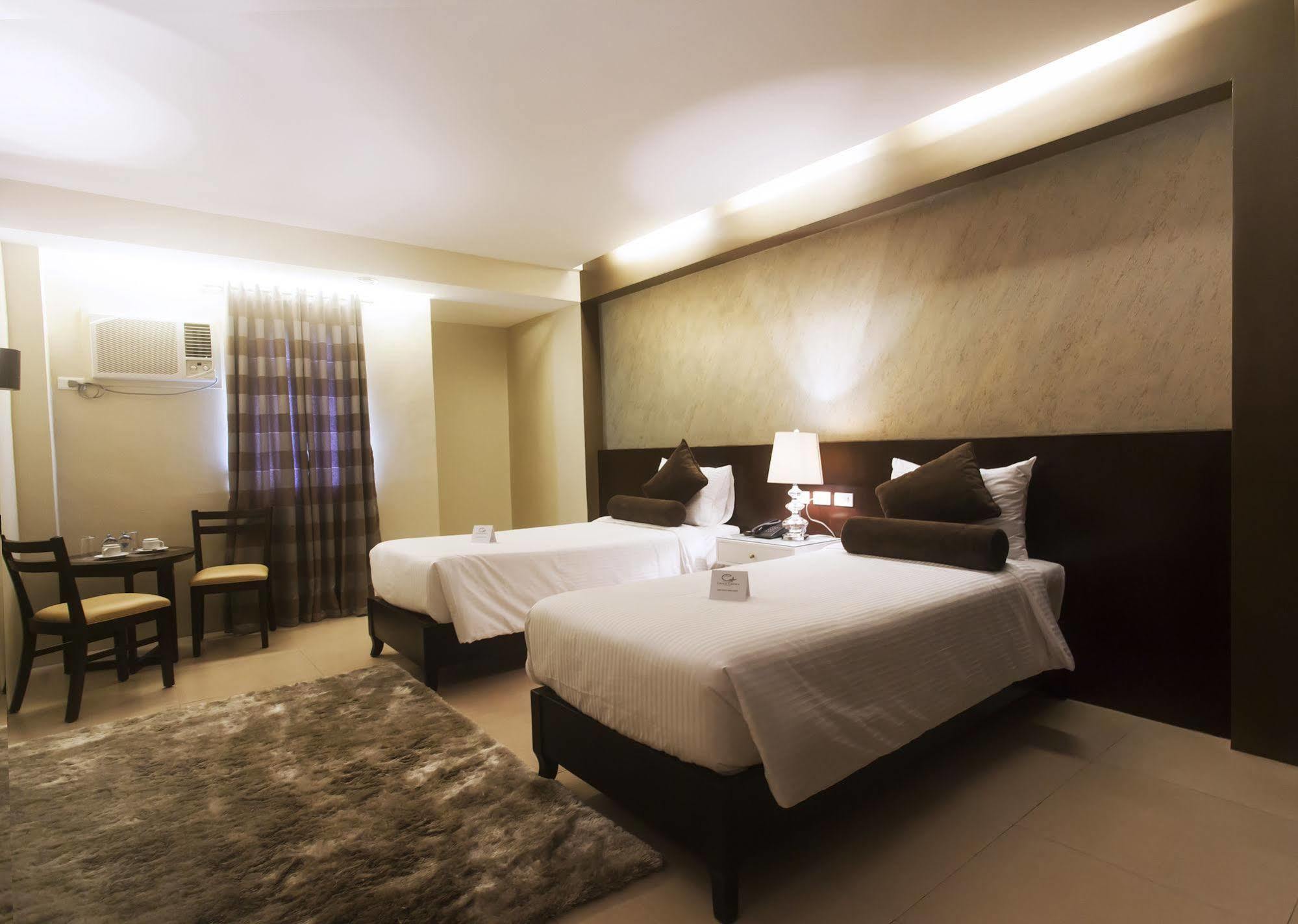 Grace Crown Hotel 앙헬레스 외부 사진
