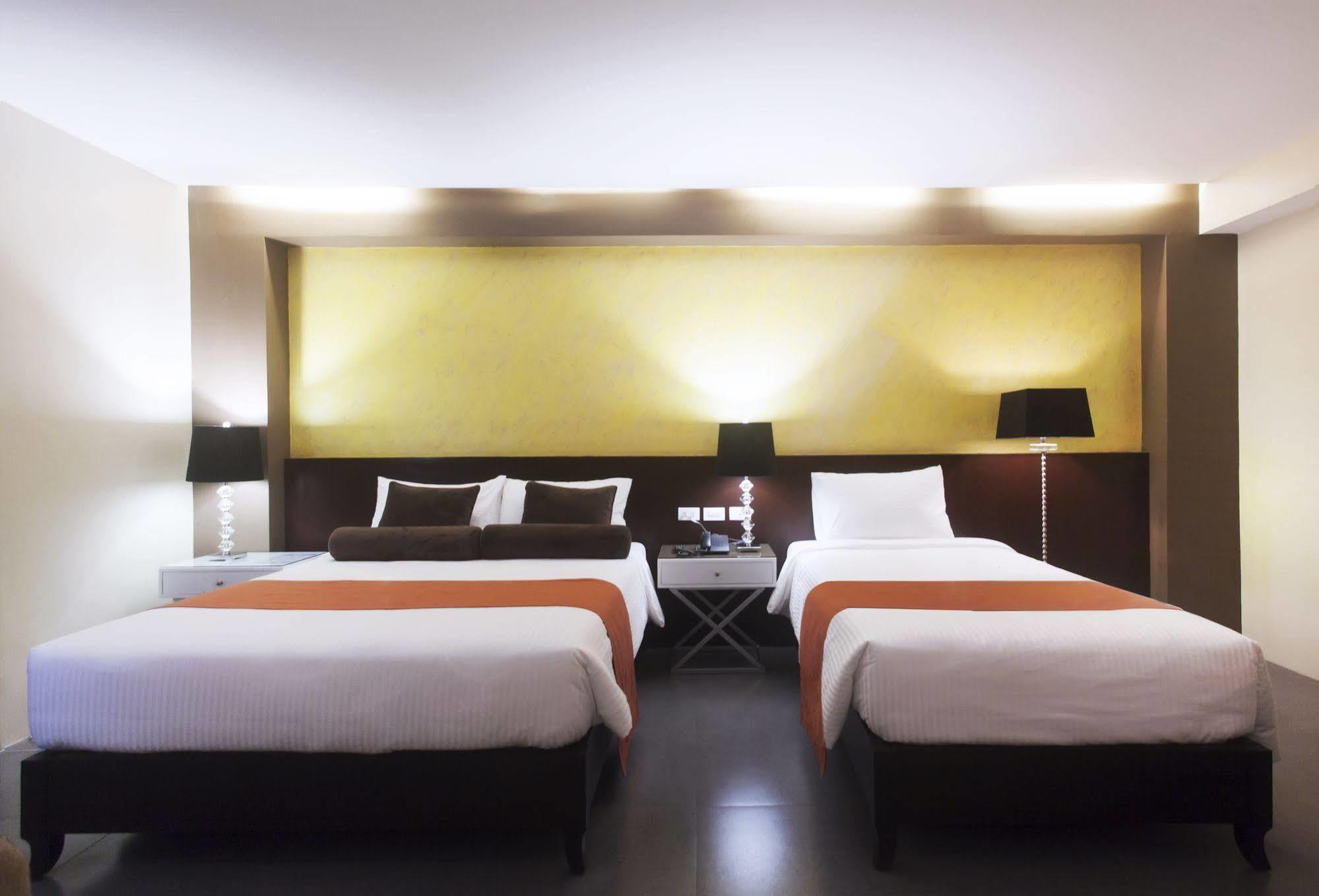 Grace Crown Hotel 앙헬레스 외부 사진