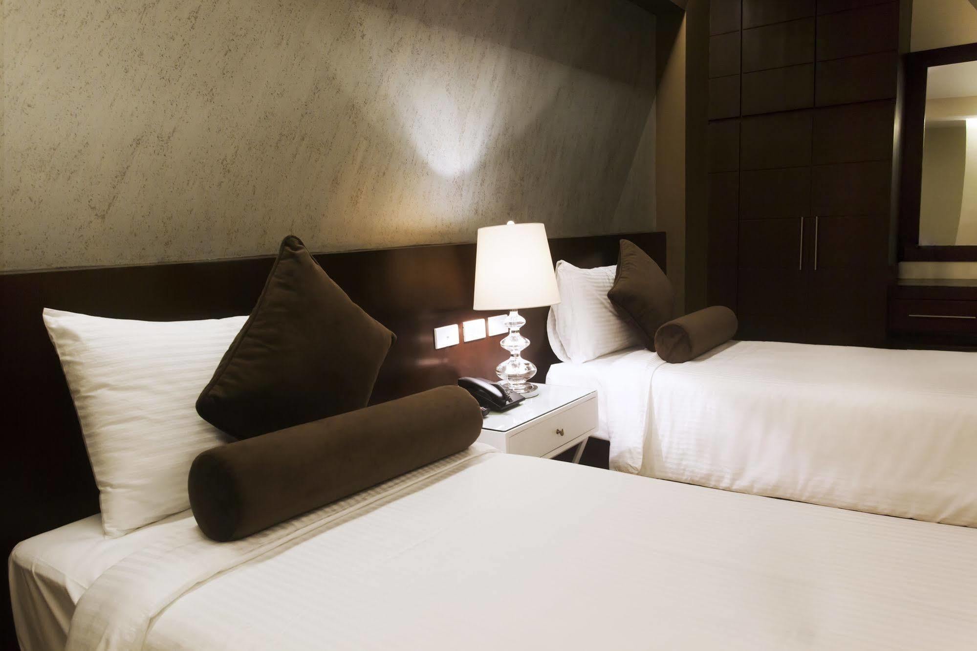 Grace Crown Hotel 앙헬레스 외부 사진