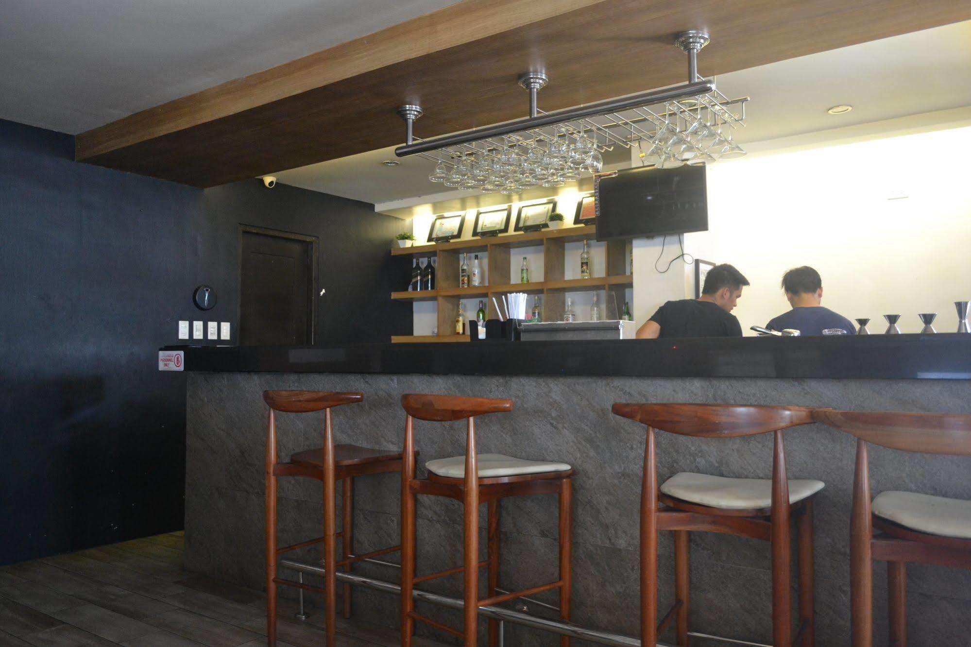 Grace Crown Hotel 앙헬레스 외부 사진